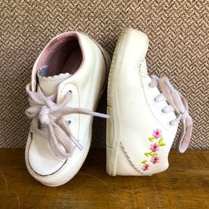 Stride Rite Walking Shoe Emilia